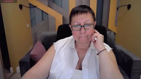 Snapshot of barbaraturners chatting on December 23, 5:28 am barbaraturners online show from December 23, 5:28 am