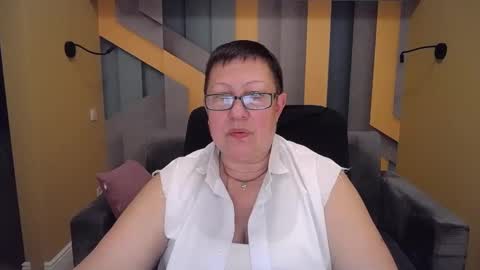 Snapshot of barbaraturners chatting on December 8, 6:50 pm barbaraturners online show from December 8, 6:50 pm