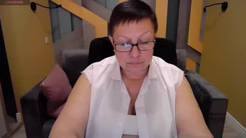 Snapshot of barbaraturners chatting on December 24, 12:44 am barbaraturners online show from December 24, 12:44 am