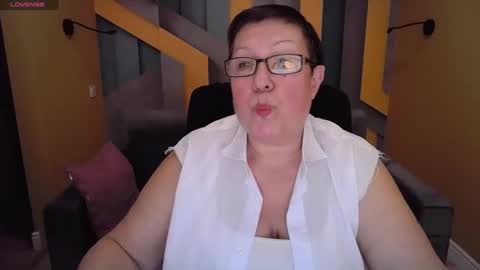 Snapshot of barbaraturners chatting on January 19, 6:32 pm barbaraturners online show from January 19, 6:32 pm