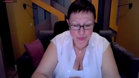Snapshot of barbaraturners chatting on March 12, 6:53 pm barbaraturners online show from March 12, 6:53 pm