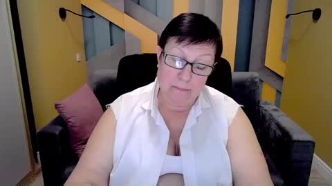 Snapshot of barbaraturners chatting on February 10, 10:09 pm barbaraturners online show from February 10, 10:09 pm