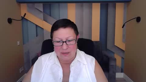 Snapshot of barbaraturners chatting on October 15, 7:27 pm barbaraturners online show from October 15, 7:27 pm