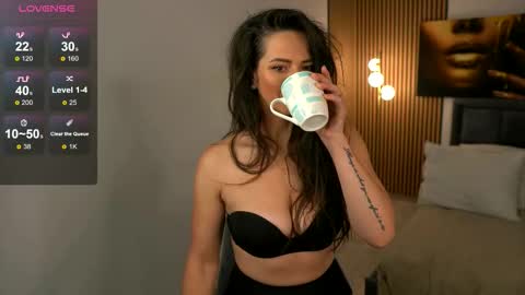 Snapshot of barbaraxoxox chatting on October 1, 5:34 am barbaraxoxox online show from October 1, 5:34 am