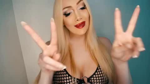 Snapshot of barbi_bentley chatting on October 17, 3:48 pm Barbi Bentley online show from October 17, 3:48 pm