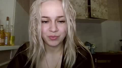 barbie___girl online show from February 28, 5:12 pm