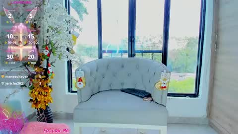 Barbiefoxx online show from December 17, 8:21 pm