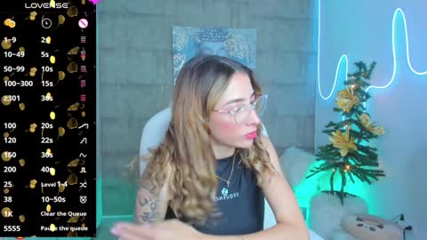 Snapshot of barbiie_scoth chatting on December 17, 4:32 pm Barbie Scot online show from December 17, 4:32 pm