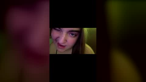 Sue  online show from May 20, 7:11 pm
