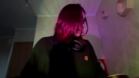 Batty online show from June 9, 3:55 pm