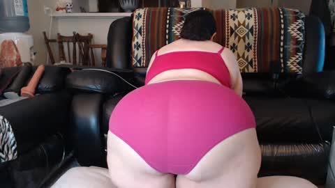 Snapshot of bbwmilfforcamfun chatting on January 21, 4:05 pm Julie online show from January 21, 4:05 pm