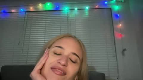 bbyangelyoga online show from November 12, 3:59 am