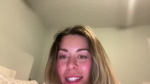 bbygirlxxo online show from March 22, 1:33 am