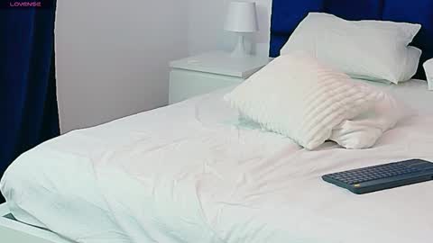 Beatrice online show from November 25, 7:04 pm