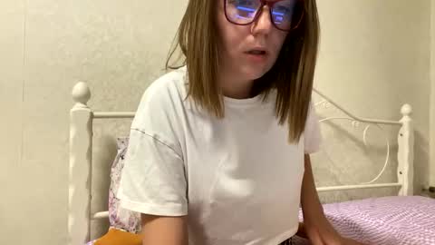 BeatriceTender online show from November 11, 6:49 pm