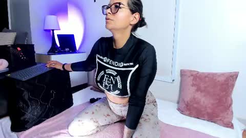 maria online show from June 30, 7:24 pm
