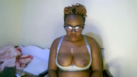 beautifulpeach2 online show from February 23, 5:06 am