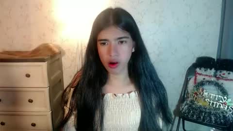 TRIXIE online show from December 19, 2:09 pm