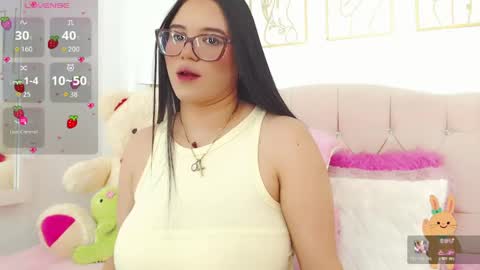 beautty_pink online show from May 12, 4:13 pm