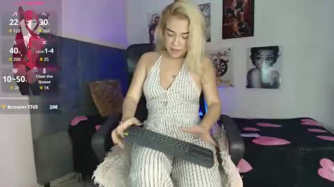 lana online show from June 21, 2:37 am