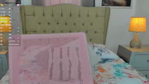 Ariana Reyes online show from November 13, 2:38 pm