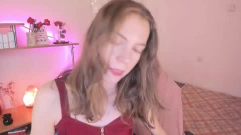 Snapshot of beautyeliise chatting on October 11, 2:20 pm Eliise online show from October 11, 2:20 pm