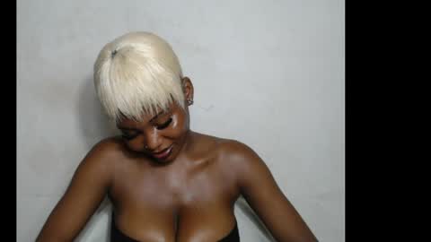 beautyslut1 online show from June 17, 8:21 pm