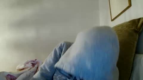 Raluca online show from January 18, 6:59 pm