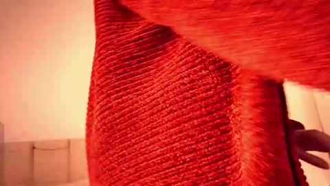 Jennifer online show from November 20, 9:49 pm