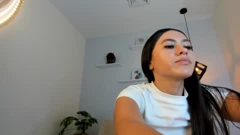 becca_ryder online show from July 24, 12:36 pm