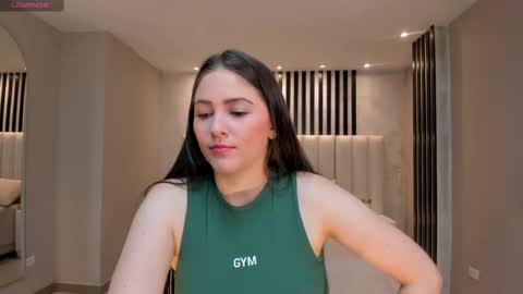 Snapshot of beccabaxter chatting on February 18, 7:32 pm Am Becca online show from February 18, 7:32 pm