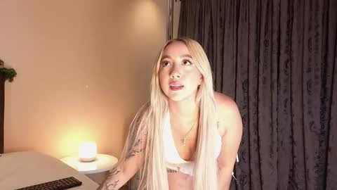 Becca johnson online show from December 13, 10:05 pm