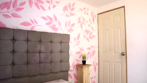 beccamilanni online show from October 10, 2:44 pm