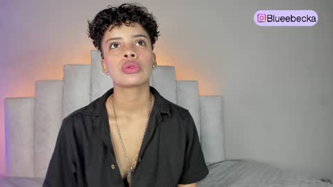 Beecckkkaaa online show from July 23, 12:57 pm