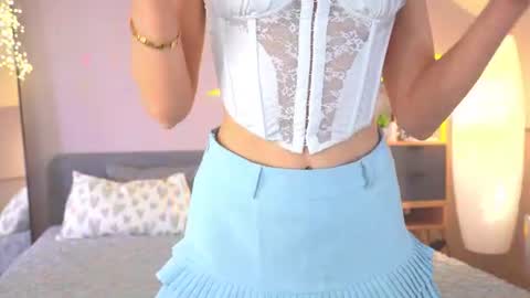 beckyissweetie online show from June 24, 8:24 am