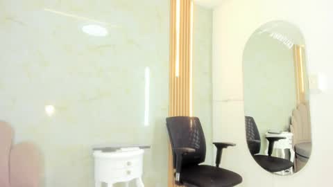 Belkilima  online show from April 1, 7:33 pm