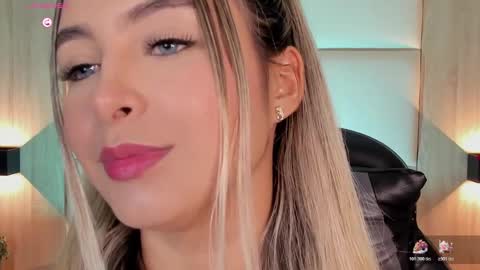 Bella cam online show from November 22, 8:11 pm