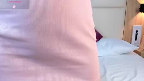 Bella cam online show from February 13, 8:13 pm