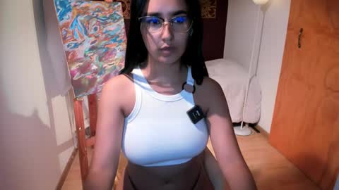 Snapshot of bella_669 chatting on March 11, 2:10 am Bella 669 online show from March 11, 2:10 am