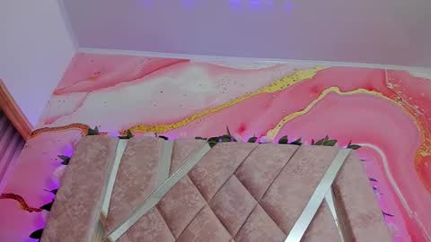 Melanie  online show from February 26, 10:36 am