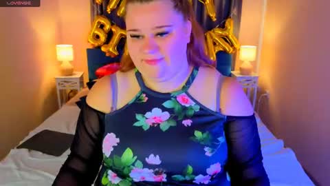 bella_blvack online show from July 22, 6:25 am