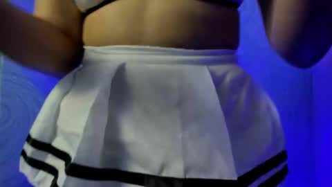Snapshot of bella_miia_ chatting on October 1, 1:16 pm Mia online show from October 1, 1:16 pm