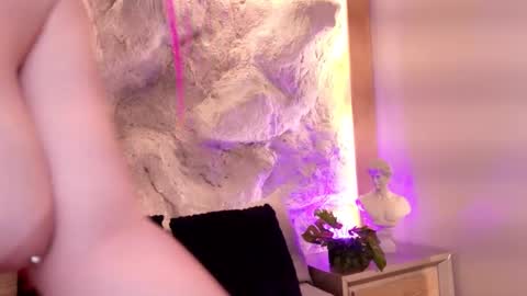  BELLA  online show from February 5, 4:32 pm