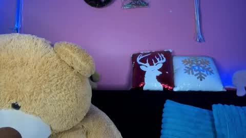 Bella Ponce  online show from December 2, 2:52 pm