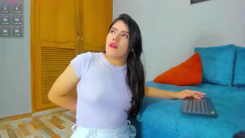 bella_sstone online show from November 15, 11:44 am