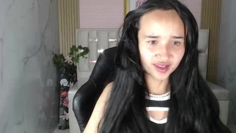 Bella online show from November 25, 2:58 am