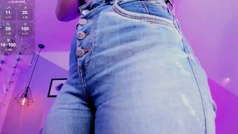 BELLA online show from December 17, 10:25 pm