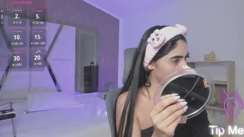 Snapshot of bellaastorm chatting on September 29, 2:33 pm bellaastorm online show from September 29, 2:33 pm