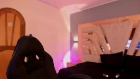 bellaboobs_ online show from April 13, 8:31 pm