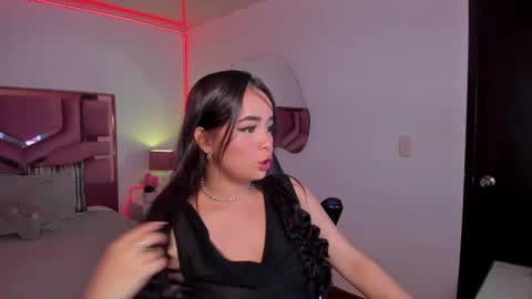Snapshot of belladiamond18 chatting on March 4, 2:17 am TELL ME GODDESS NEXT Transmission 02122024 9PM TO 4AMColombian hour THANKS Follow me online show from March 4, 2:17 am